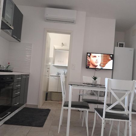 Roko Apartment Zadar Exterior photo