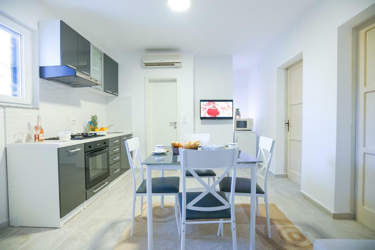 Roko Apartment Zadar Exterior photo